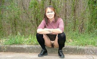 人妻春游，处处好风光！0