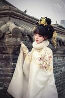 尹钰鑫长的太骚了 大家都来意淫2