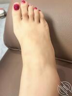 淫妻贡献老婆的骚穴大奶。0