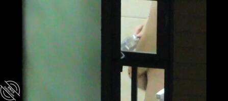 洗澡偷拍351