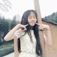 分享这个女孩的一些事，希望不要有人认识1