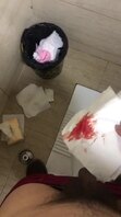 用护士的厕纸和姨妈巾撸鸡巴