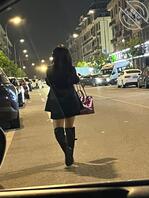 送妈妈去美容～顺便车震妈妈0