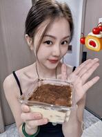 很多粉丝都喜欢陈希上厕所 那就让她简单复个场吧2