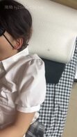 【13】这期是表妹Jk黑丝美腿~口交吞精调教，无套插进入…吞精把她整吐了