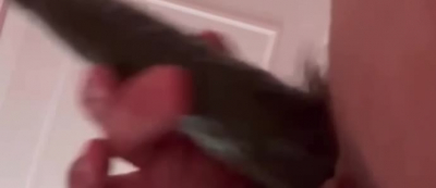 臭黑逼被黄瓜操了