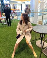 【搬运】带老婆参加聚会，被朋友发现老婆没穿内裤