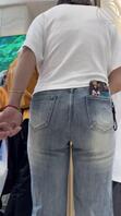 小妹妹去旁边玩 我带你的大屁股妈妈去玩骑马游戏 让她撅屁股被大鸡吧爽一爽2
