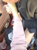 吃瓜一线！妩媚婷儿户外“封神”名场面爆了！网红圈新晋“顶流”妩媚婷儿，最近的画风属实是杀疯了0