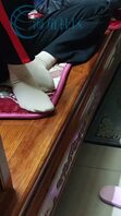 （原创）偷拍骚妈的丝袜脚