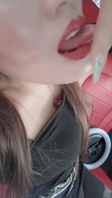 小少妇在车里发骚，这谁能扛得住（接一对一裸聊）
