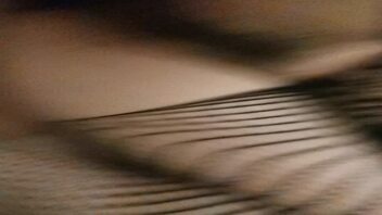 穿情趣内衣的骚笔老婆 有没有想一起的