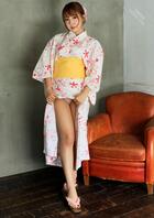 三上悠亜x加納典明 写真集1