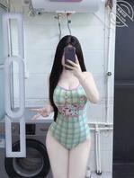 【苏州某知名内衣模特】完美身材展示，可惜不给拍做爱照片视频2