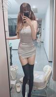 21岁女大第一次发擦边自拍~1