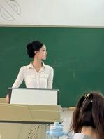 偷拍几张四川师范大学校鸡王庆琳，大家一起评价一下这个舞蹈生的校园日常2