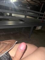 昆明公共场合户外露出