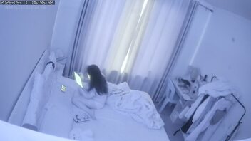 00后妹妹裸聊