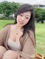 绵阳某体彩店少妇，低胸装看着过瘾1