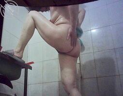 绿母，曝光农村保守了半辈子的亲妈0