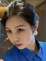 意淫骚逼表姐海角名人徐畅2