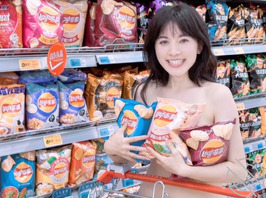 反差人妻女教师完成主人的超市露出任务1