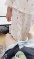 （原创31）周末我跟女儿的蜗居生活，懂事的女儿给我口交足交...1