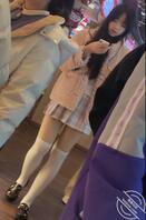 原创抄底 抄底绝色白丝妹