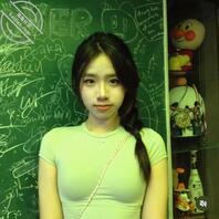 来亲我一口吗