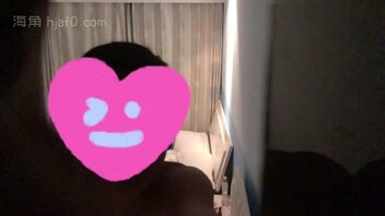 读大学的亲妹妹，哥哥约出酒店后入，被偷偷拍摄下来&hellip;