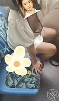 （原创依然是说明）有人说想看我妹妹的胸，正好之前拍过她穿低胸装