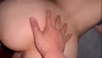 第二弹来了兄弟们直接送上门被操全程后入往死里干臀浪不停