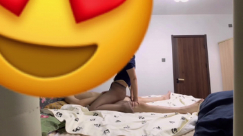 c奶人妻第三视角操喷水抽搐