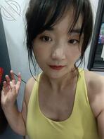 鸡巴套子骚妈刘晓娜，绿妈奴求野爹射屏辱骂，把我妈的子宫射满精子2