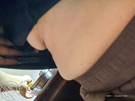 为海角分享老妈贡献老骚逼1
