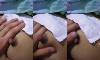 玩奶头