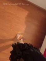 小骚妻诱人自拍