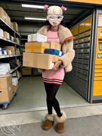 原创(102)带女儿拿完快递,路过公共厕所,憋不住进去让女儿口交后入嫩穴2