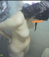 继女的白嫩奶子1