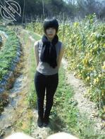 小母狗脱光衣服，展示自己的骚样，谁要带走她的举手1