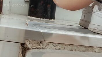 厕拍女大（转载）