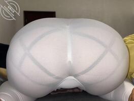 老婆在练瑜伽2