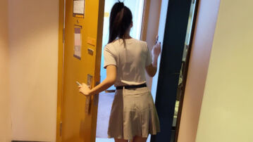 [原创] 少妇说，&ldquo;把门打开，让人看见才刺激&rdquo;