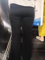 小姐姐的黑色紧身裤0