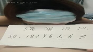 (原创69)穿上连体丝袜给儿子口交舔屁眼。