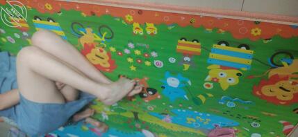 偷拍午睡嫂子 0