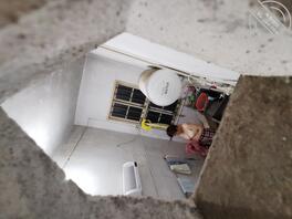 福建莆田E罩杯丈母娘的大奶，偷拍福建莆田岳母洗澡的高光时刻2