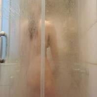 喜欢把骚母狗暴露给别人看2