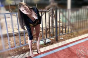 《随地大小操》叼着妈妈高跟鞋跪好2