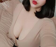 我的妈妈穿保臀裙露大奶1